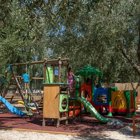 Holiday home Ulivo Mit Pool Und Privatstrand -1 *