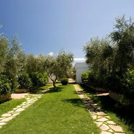 Holiday home Ulivo Mit Pool Und Privatstrand -1