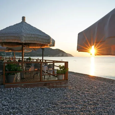 Holiday home Ulivo Mit Pool Und Privatstrand -1 *
