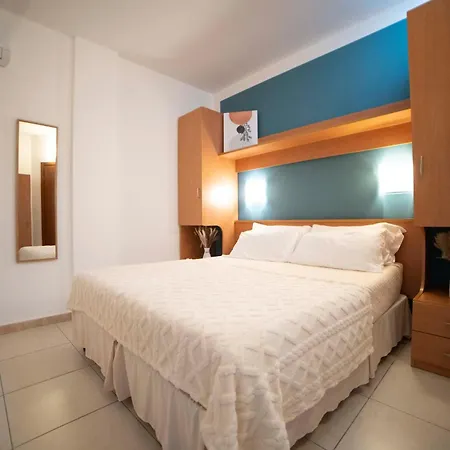 Ulivo Mit Pool Und Privatstrand -1